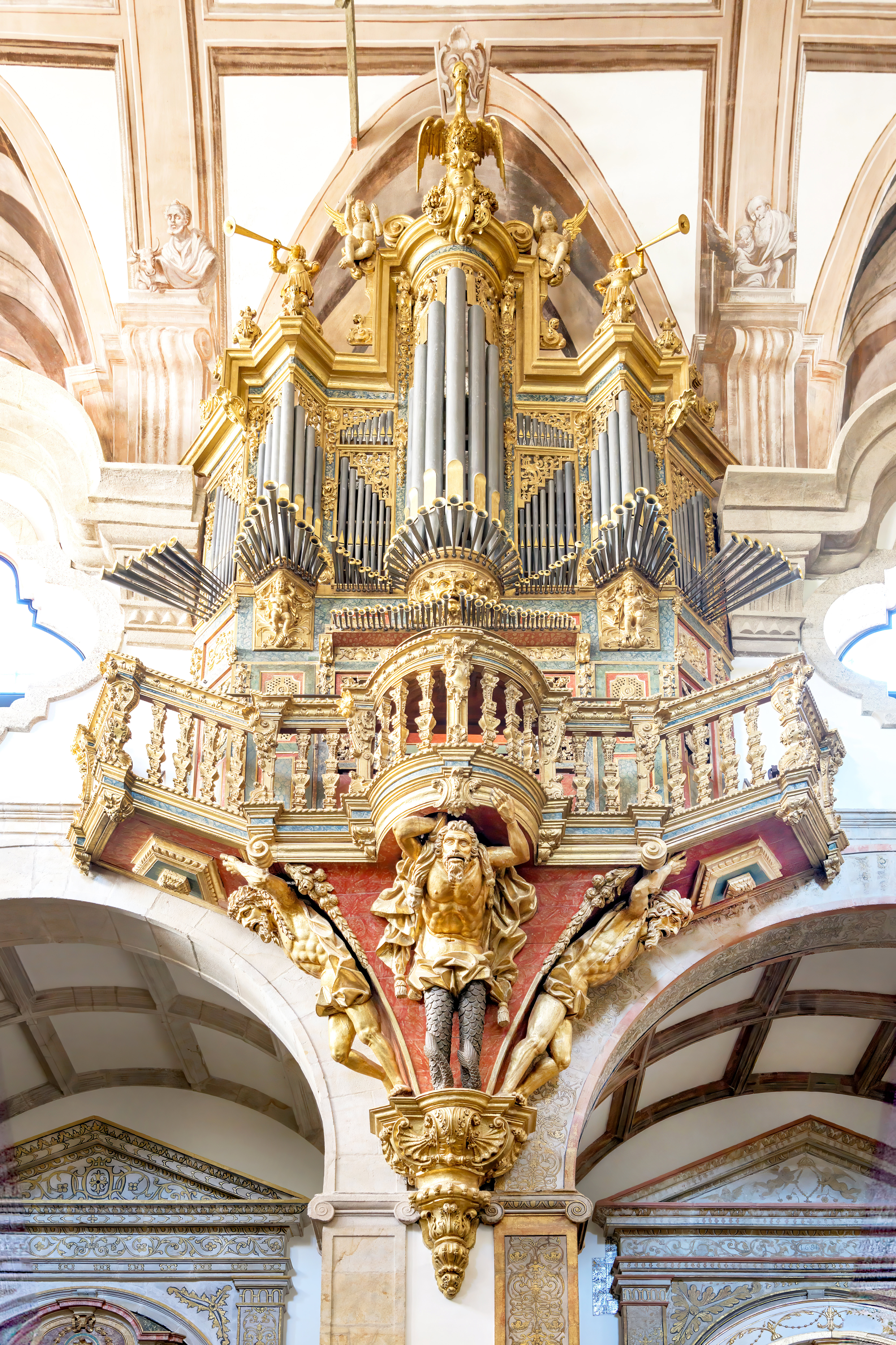 Barockorgel der Klosterkirche Igreja de Sao Goncalo in Amarante (Portugal)